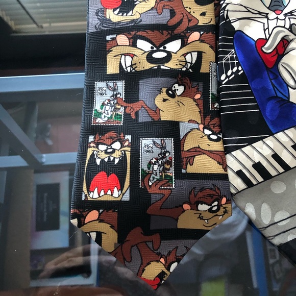 Vintage Looney Toons tie bundle silk - Picture 2 of 7
